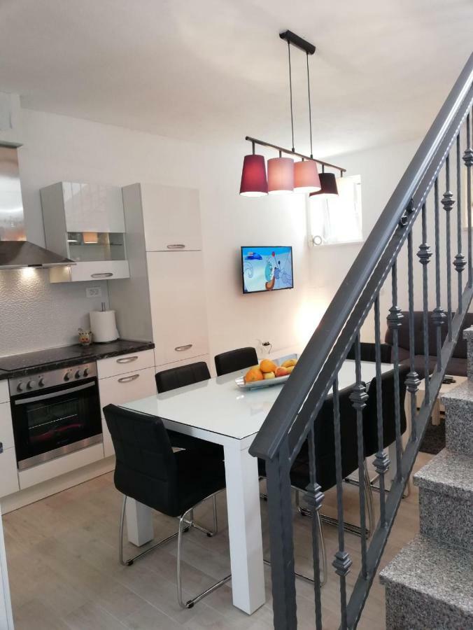 Apartment Porat Trogir Exterior foto
